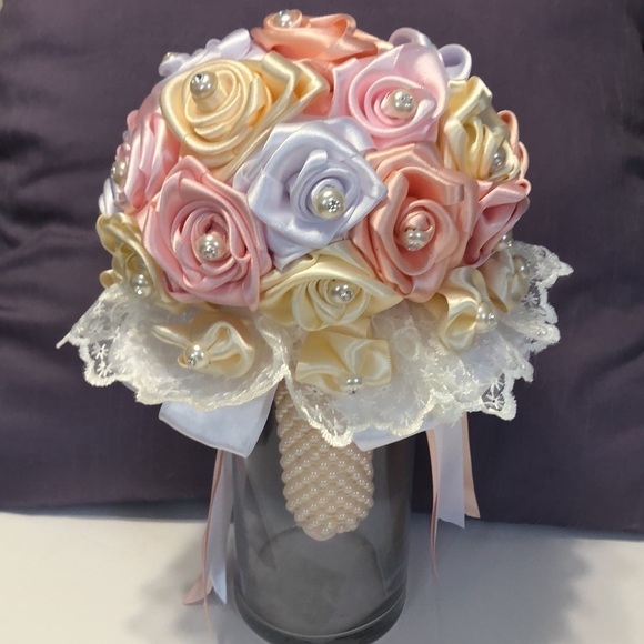 Bridal Bouquet - Picture 5 of 9